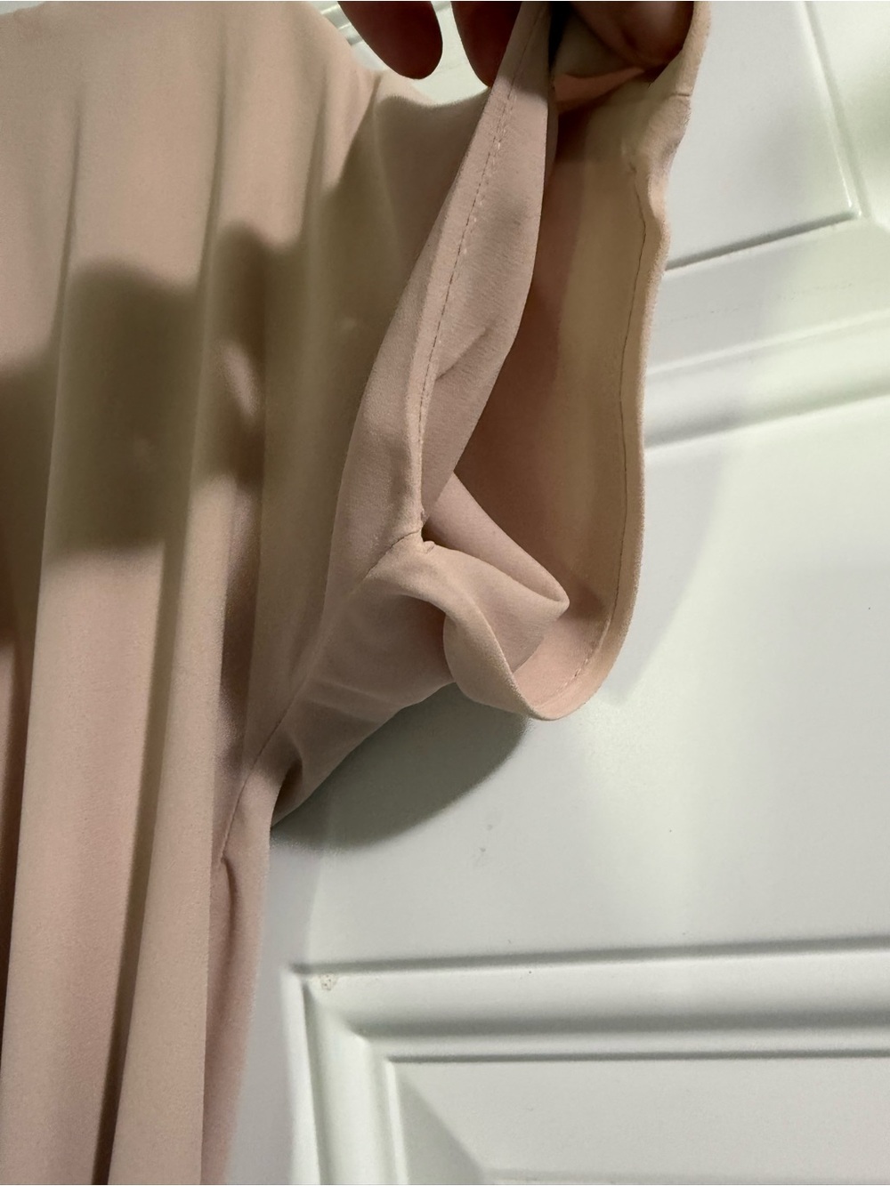 45. Aritzia Babaton Wallace Wrap Dress
Soft Blush Small - Picture 3 of 9